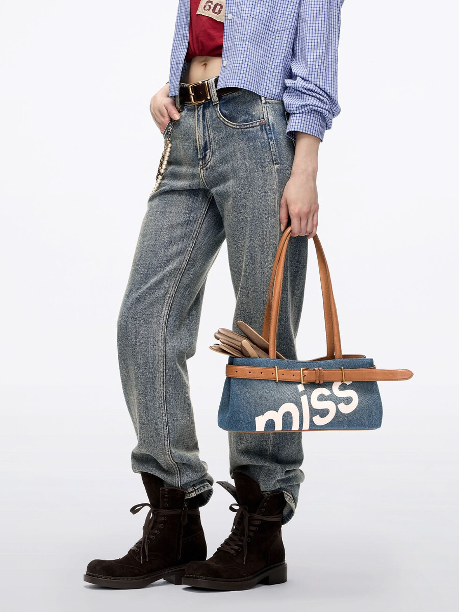 jeanstasche mit lederpatch