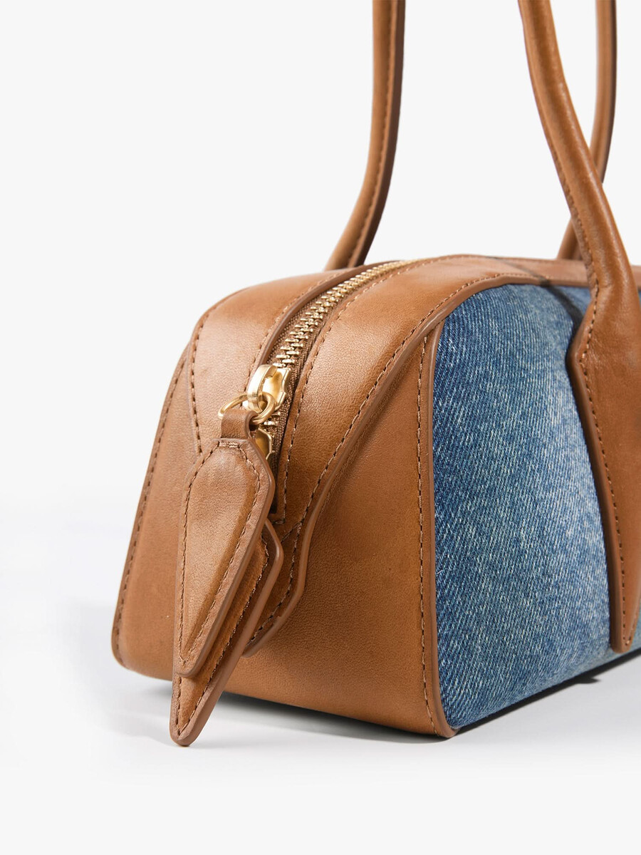 jeanstasche mit lederpatch