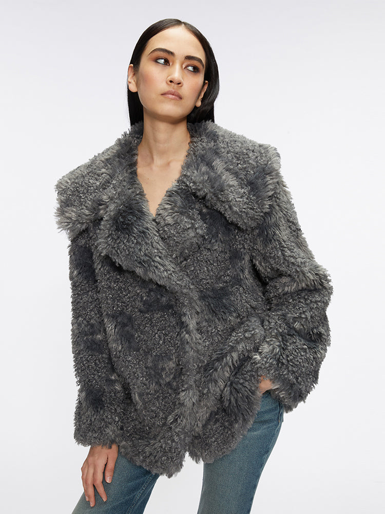 kunstpelzjacke