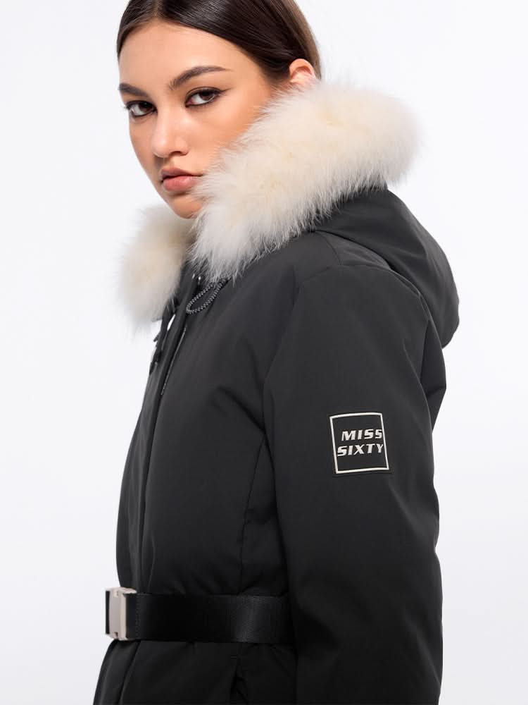 abnehmbare daunenjacke mit fellbesatz