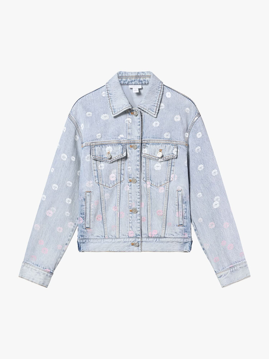 jeansjacke mit flügelverzierungen und perlenstickerei