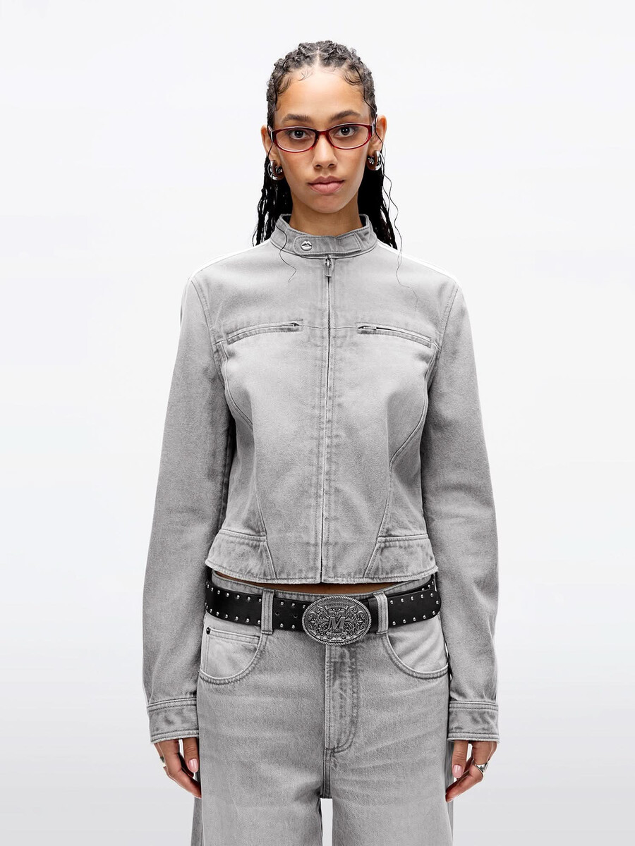 kurze jeansjacke mit stehkragen und reißverschluss