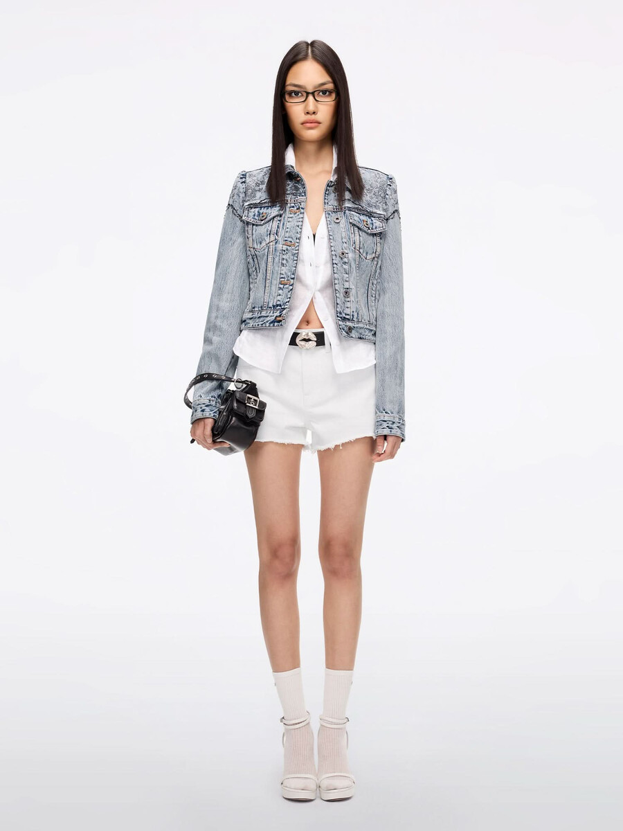 jeansjacke mit perlenbesatz