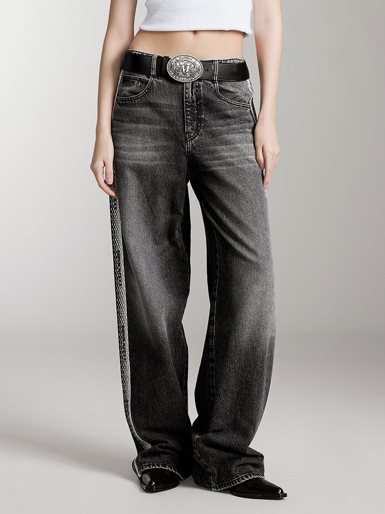 jeans mit farblich kontrastierenden streifen und gerader passform