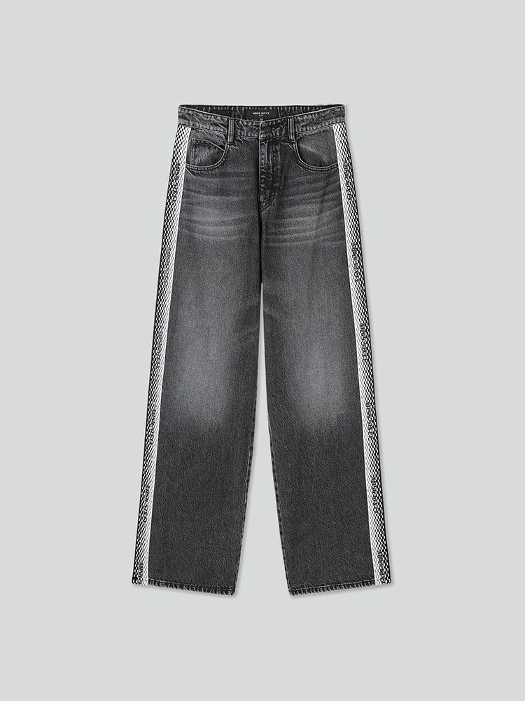 jeans mit farblich kontrastierenden streifen und gerader passform