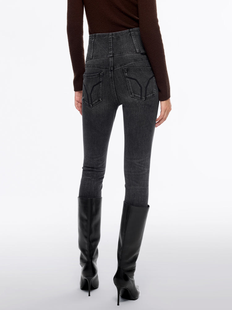 high-waist-jeans