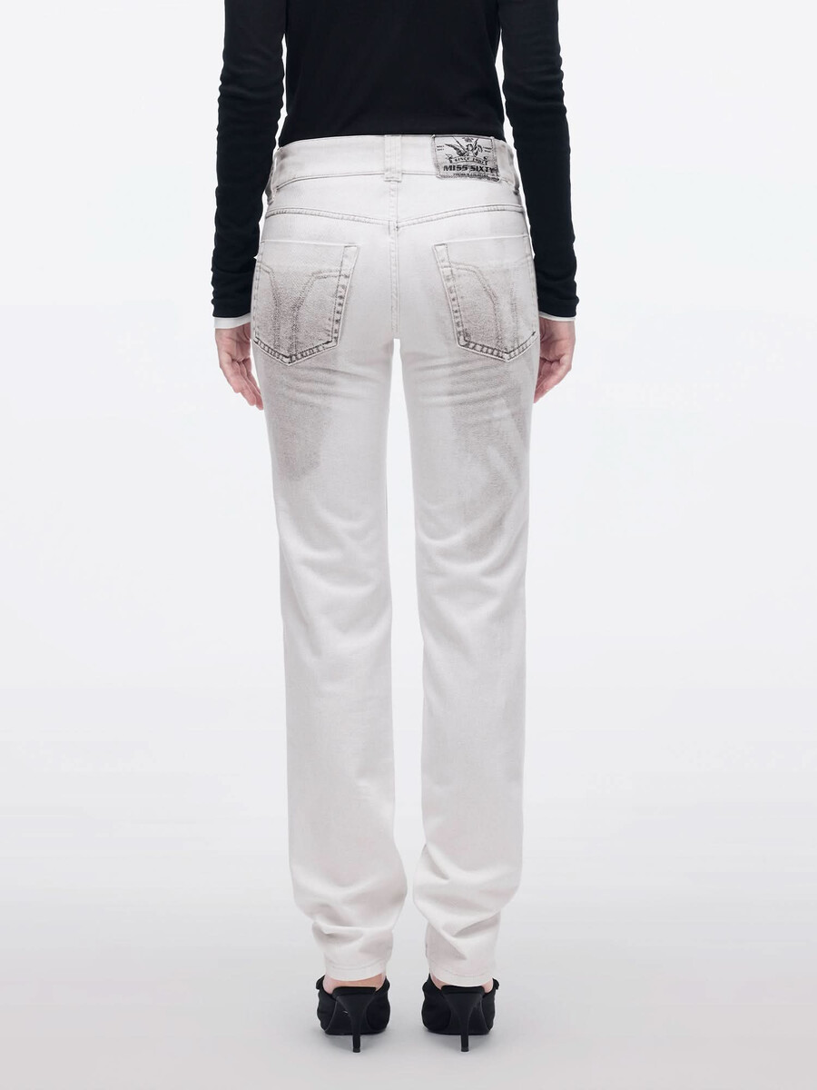 jeans mit geradem bein