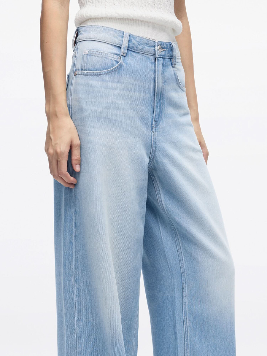 weit geschnittene jeans aus denim