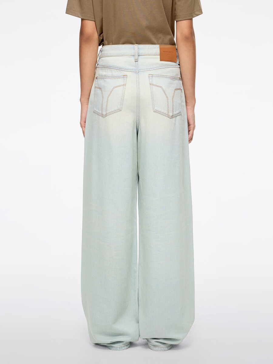 lässige jeans mit weitem bein