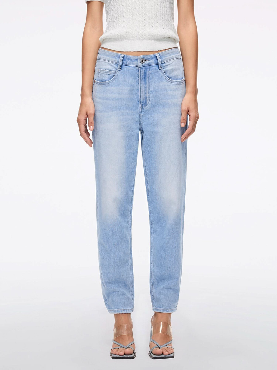 cropped carrot jeans-vicki