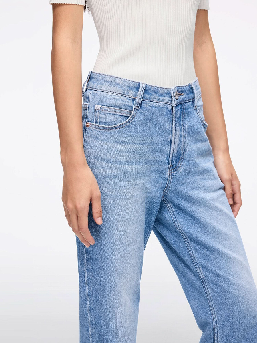 cropped carrot jeans-vicki