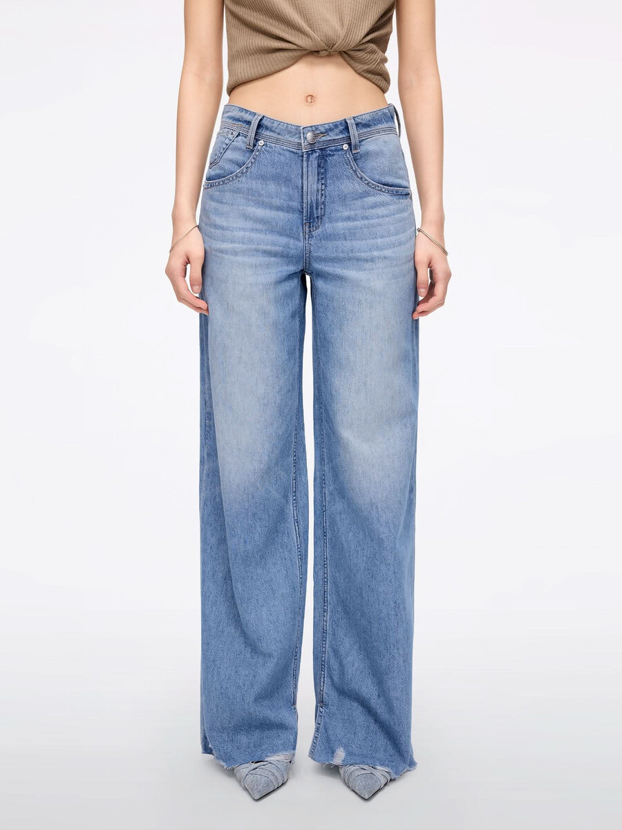 weit geschnittene jeans mit rissen