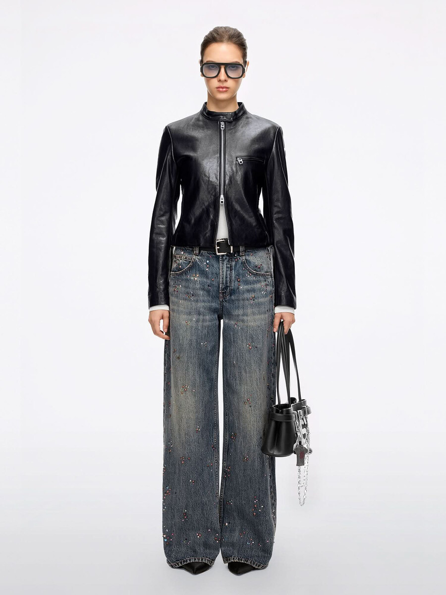 strassbesetzte jeans in lockerer passform