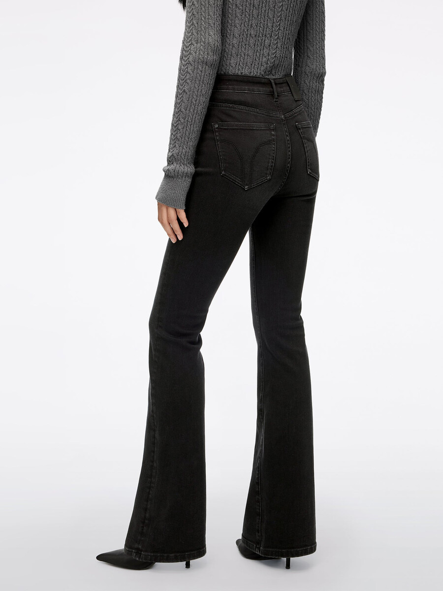 slim flare jeans