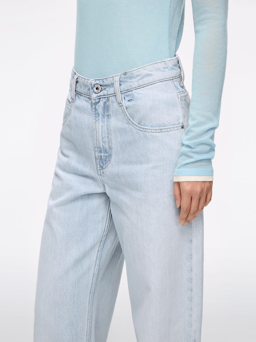 loose-fit jeans - elizabeth
