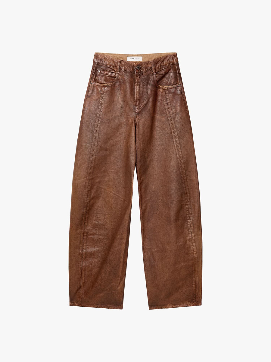 beschichtete jeans mit lockerer passform