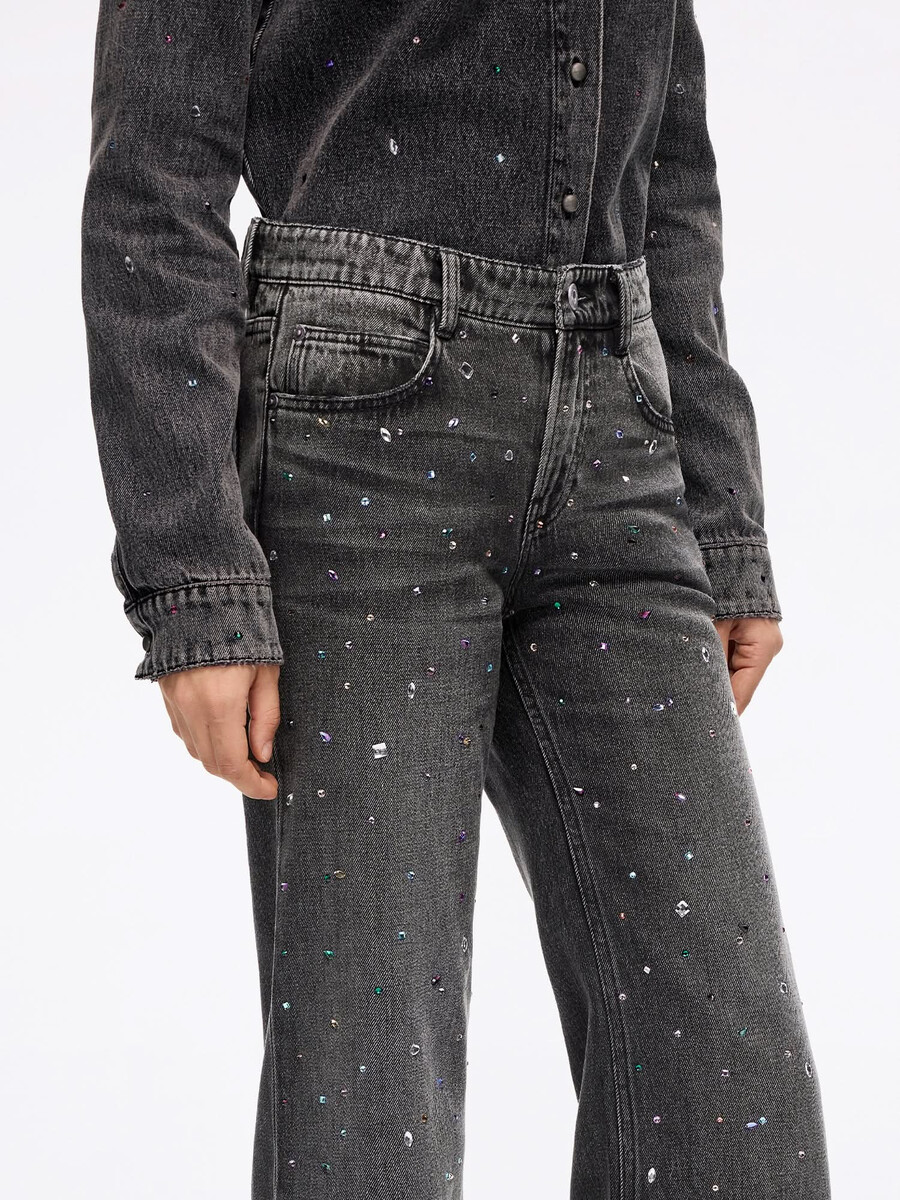strassbesetzte schlagjeans