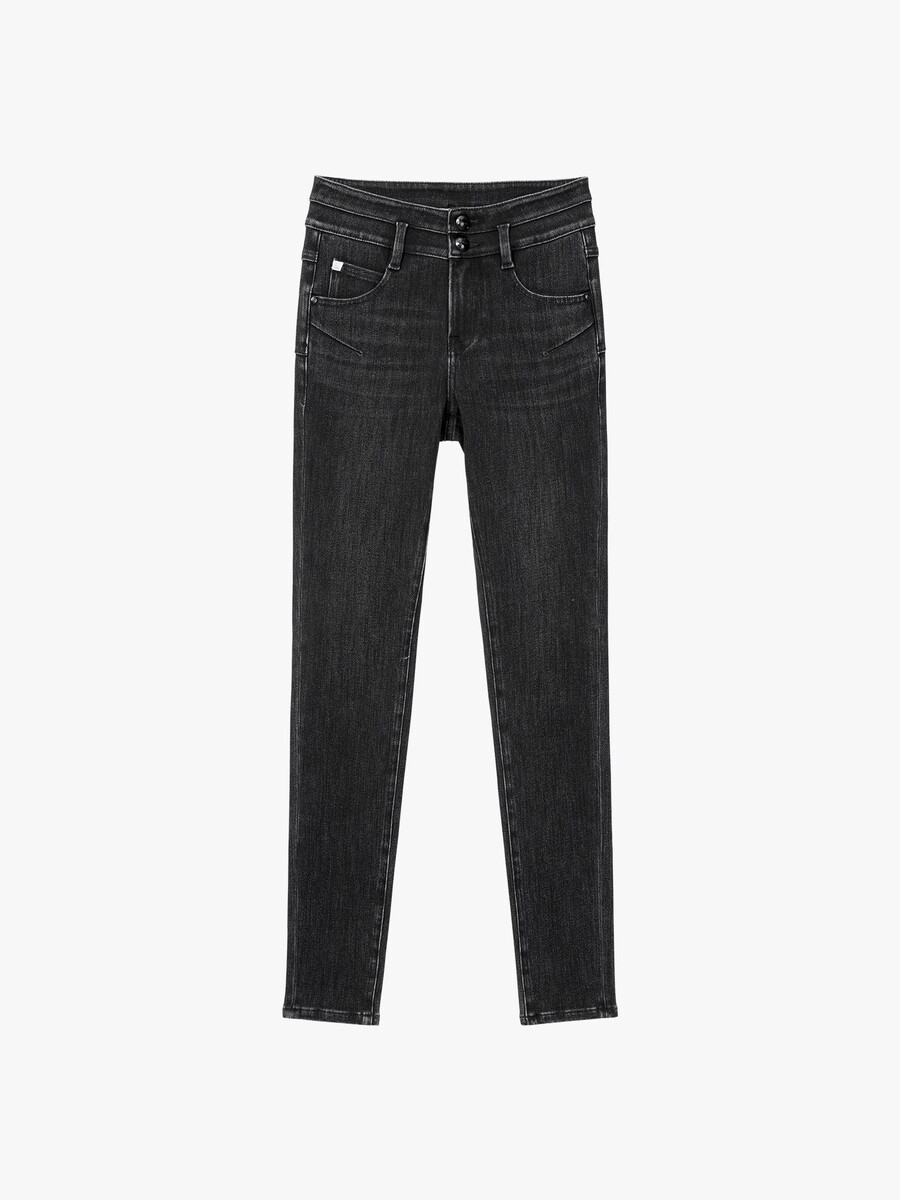 slim-fit-jeans