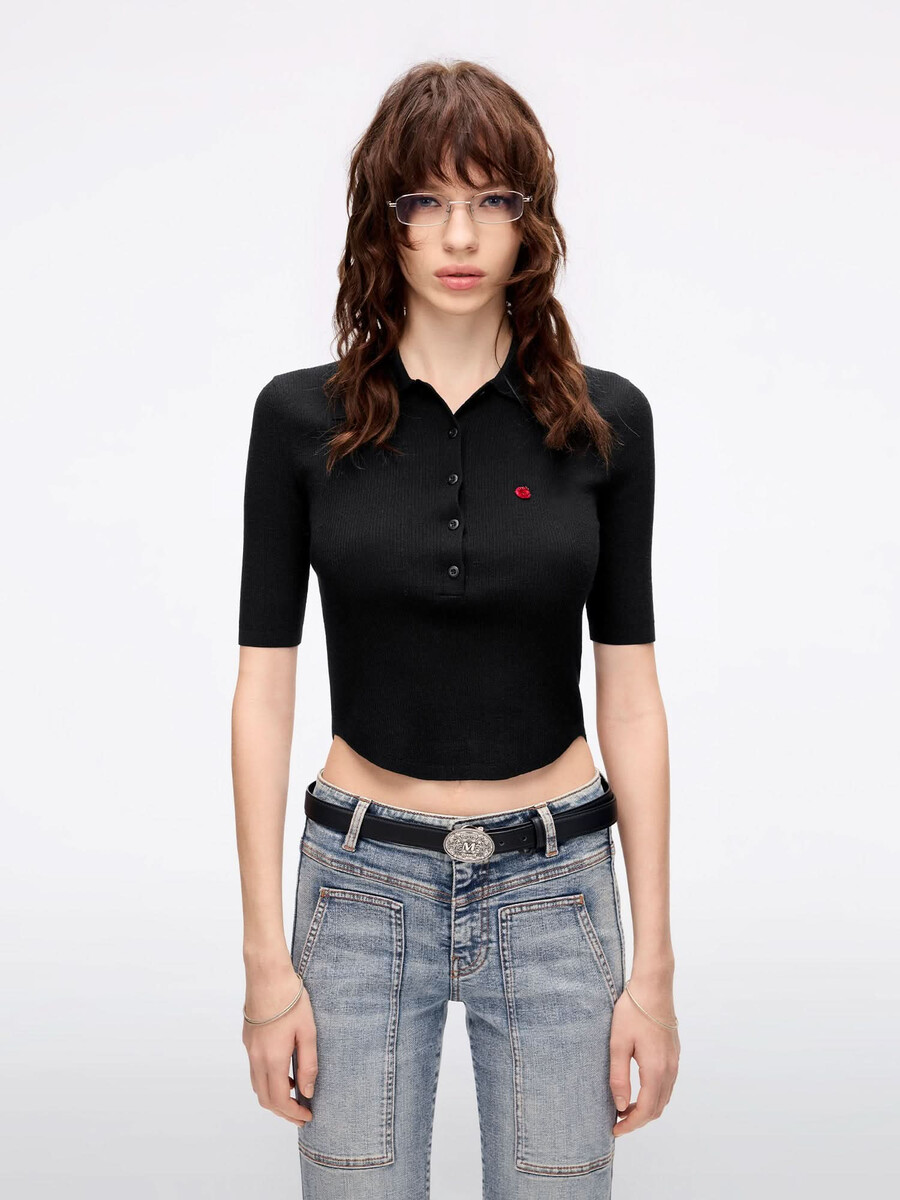 figurbetontes kurzes stricktop