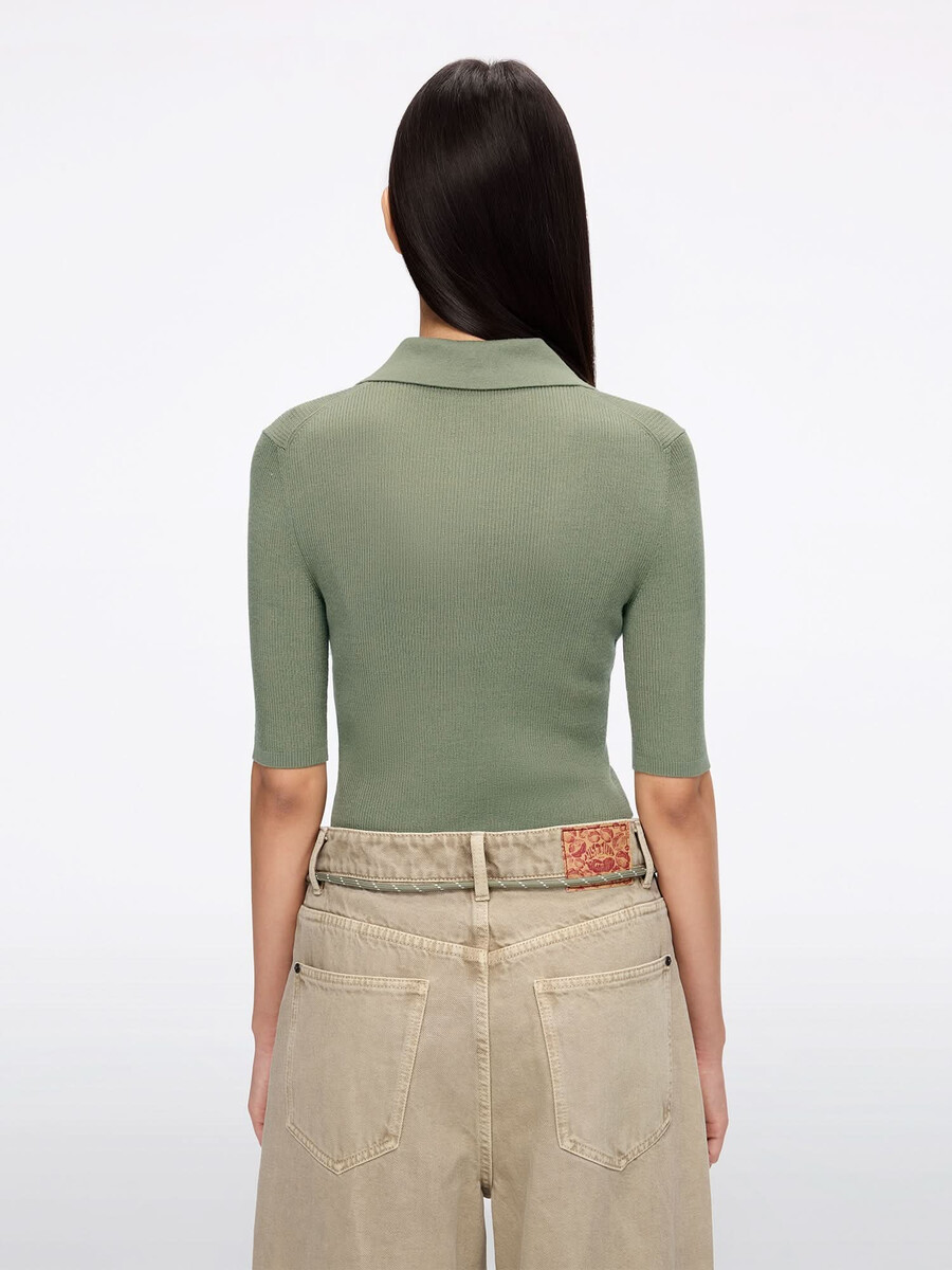 figurbetontes kurzes stricktop