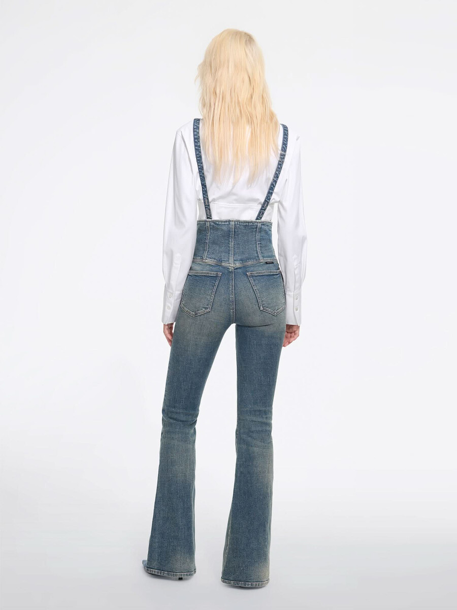 hochtaillierter ausgestellter jeans-jumpsuit