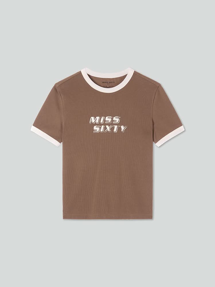 rundhals-t-shirt mit farblich kontrastierendem aufdruck