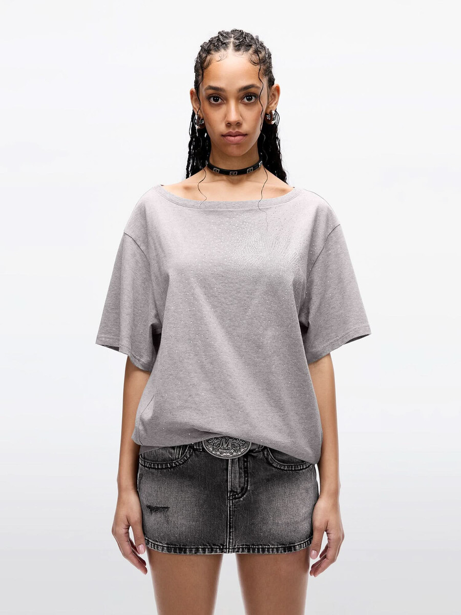 strassverziertes t-shirt