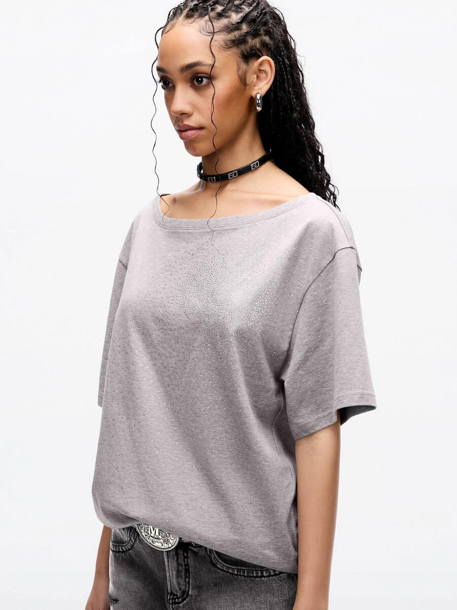 strassverziertes t-shirt