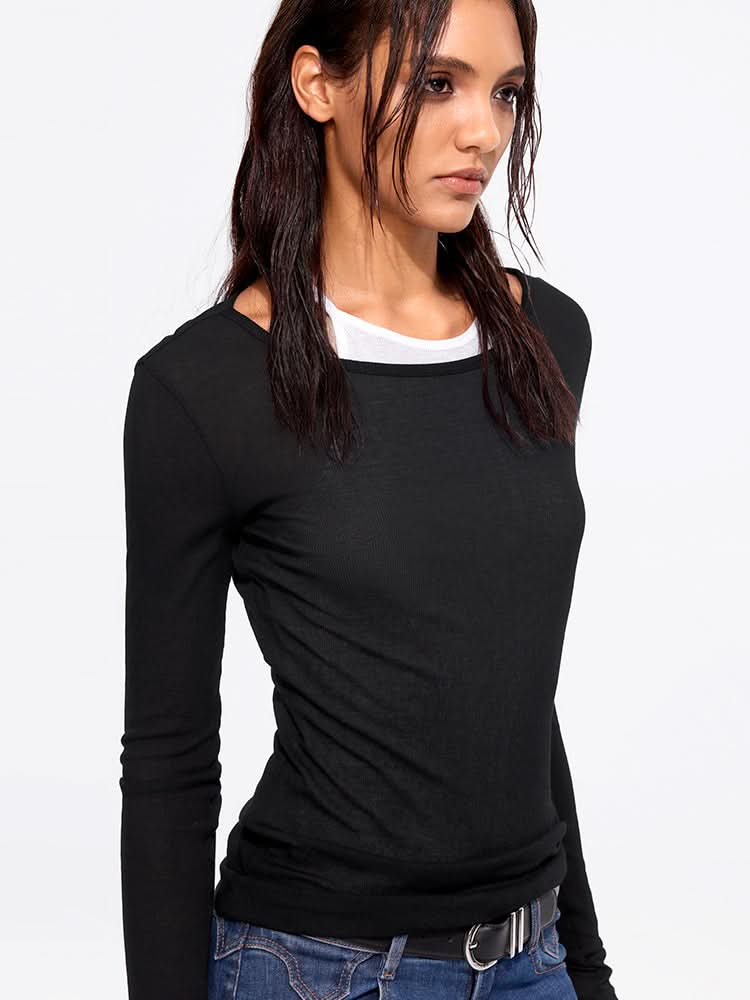 slim-fit t-shirt