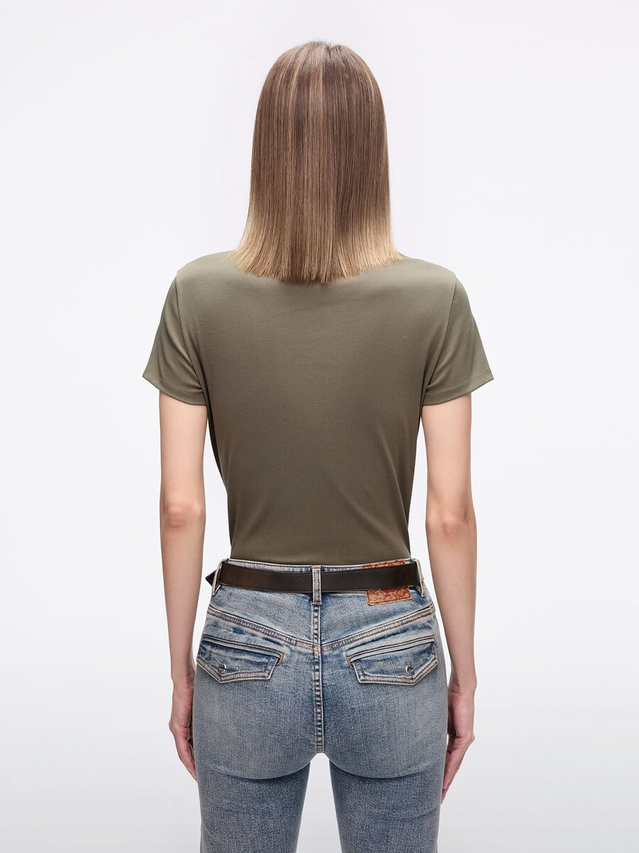 perlenbesetztes bedrucktes t-shirt