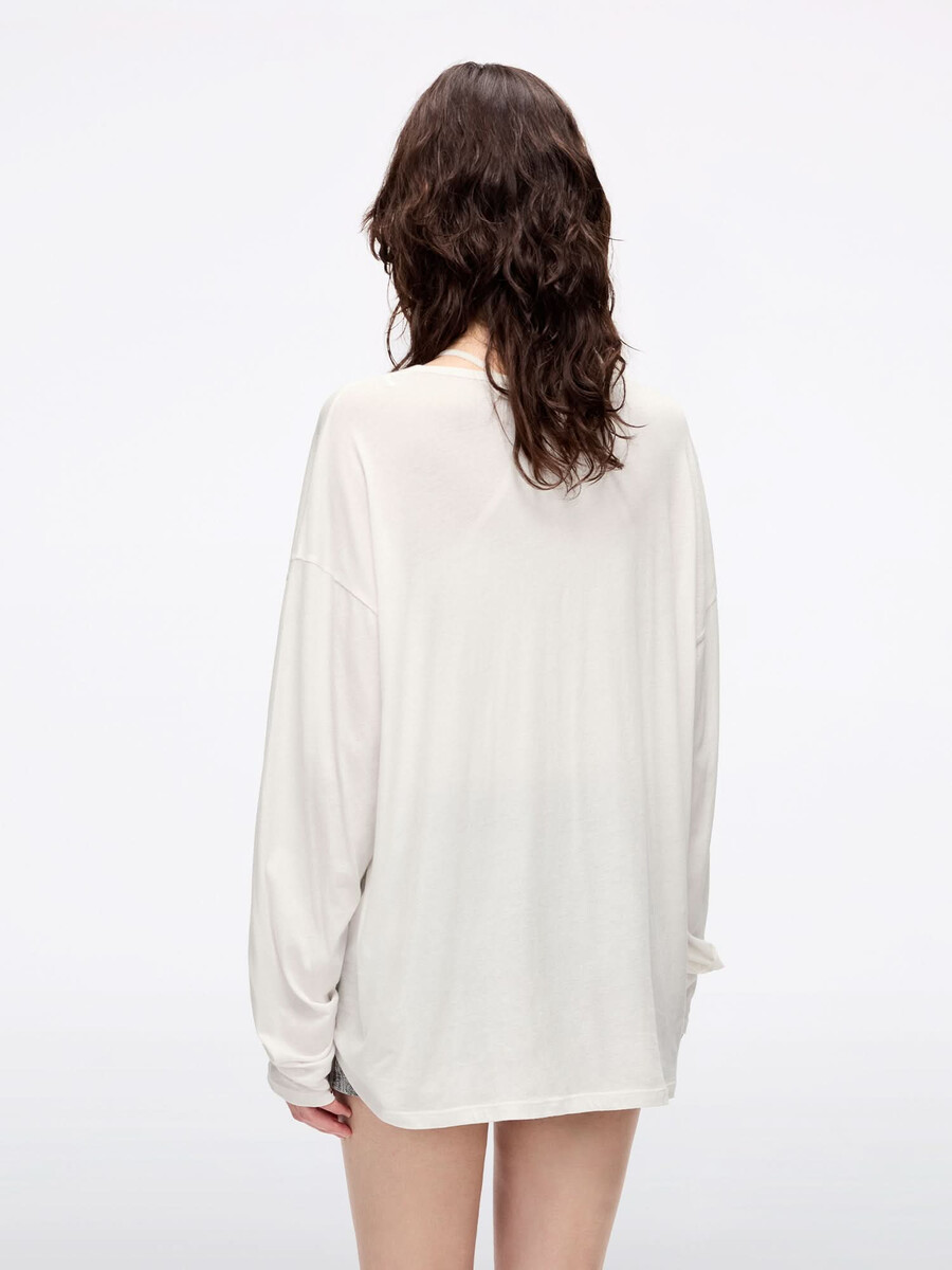 oversized t-shirt mit lippenabdruck