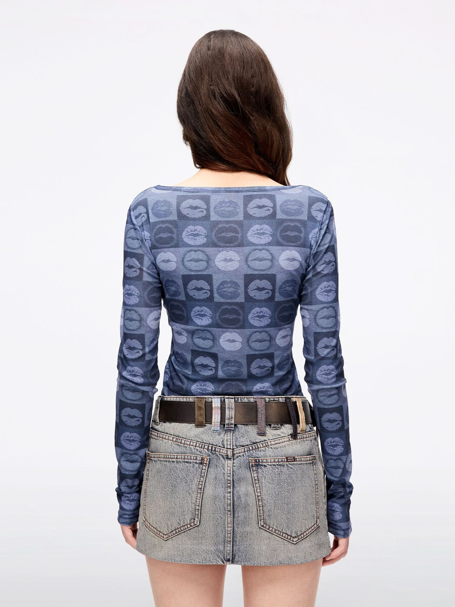 slim-fit t-shirt mit lippenprint