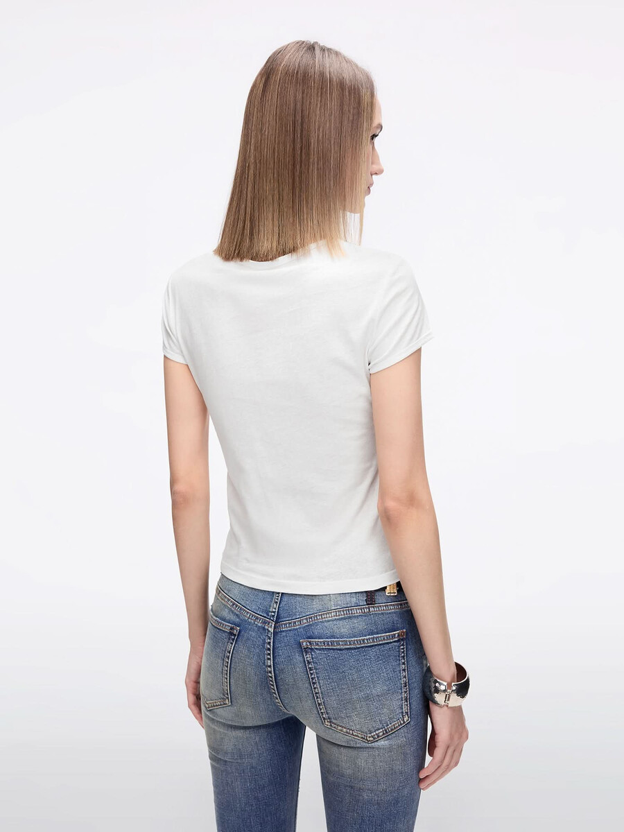 schmal geschnittenes bedrucktes t-shirt
