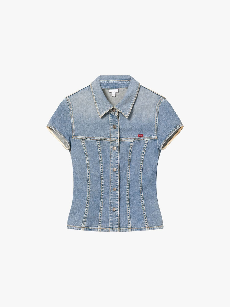 figurbetontes jeanshemd