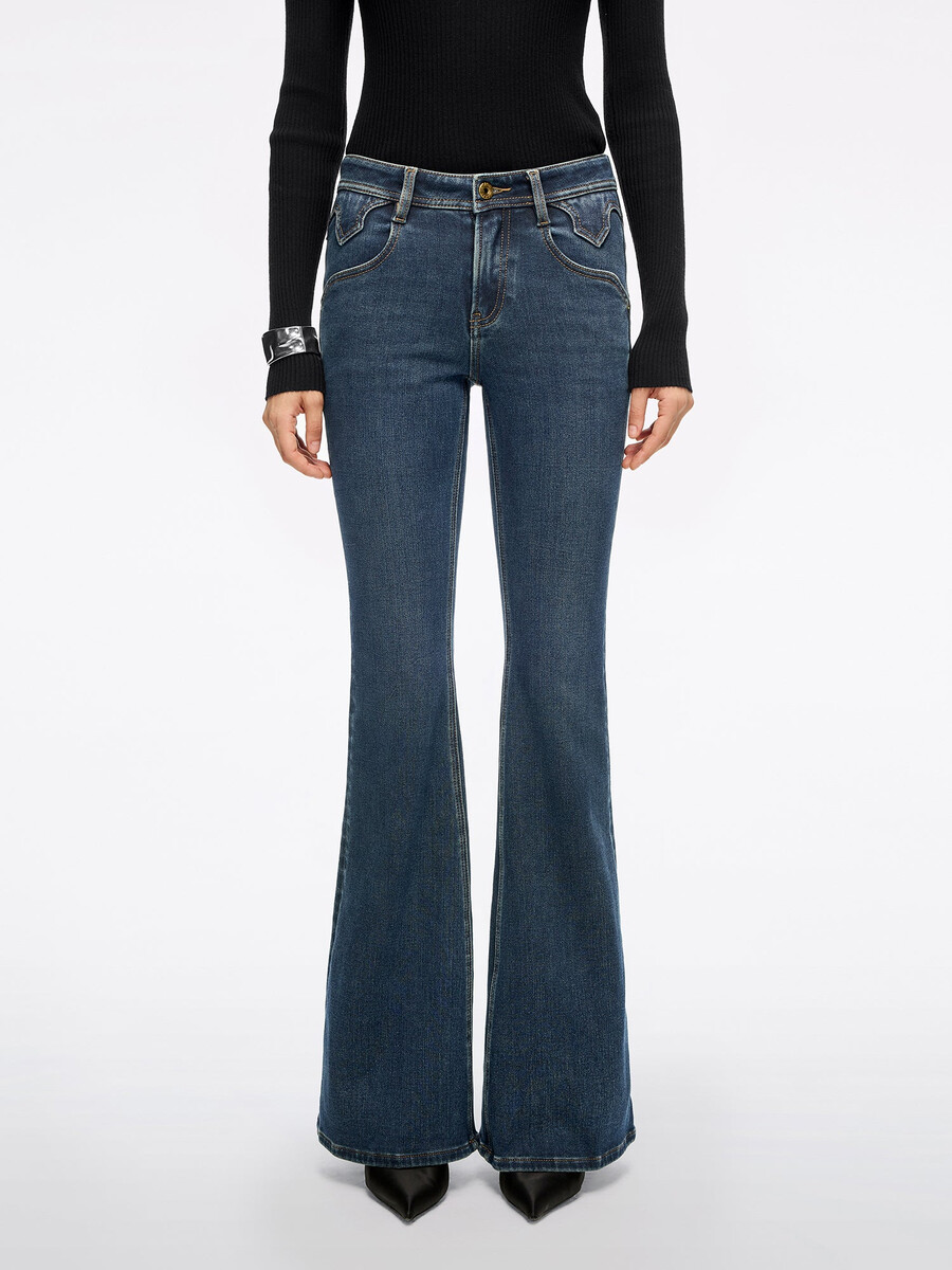 schmal ausgestellte jeans - bella