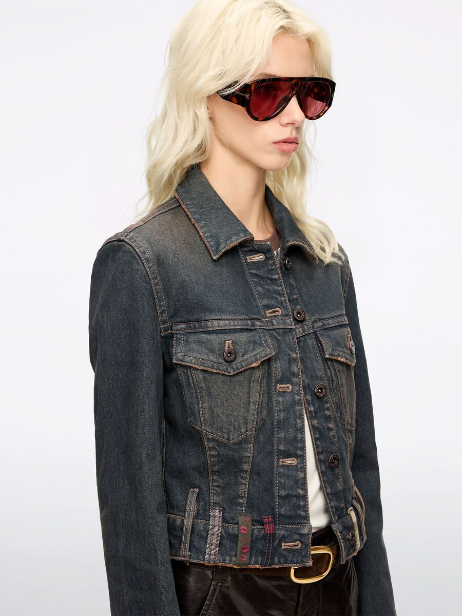 jeansjacke mit gürtelschlaufen