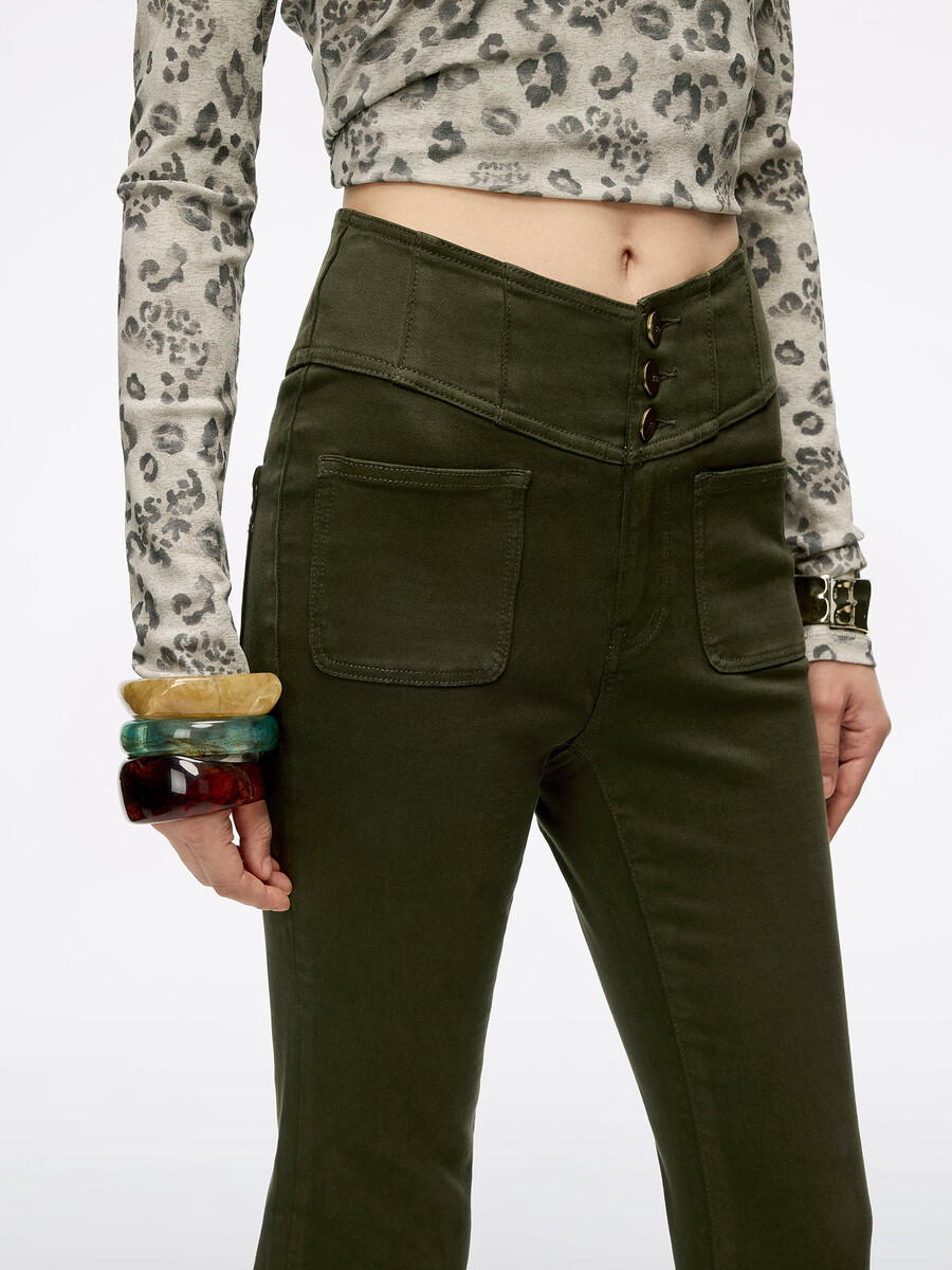 hochtaillierte schlagjeans – glenda plus 5