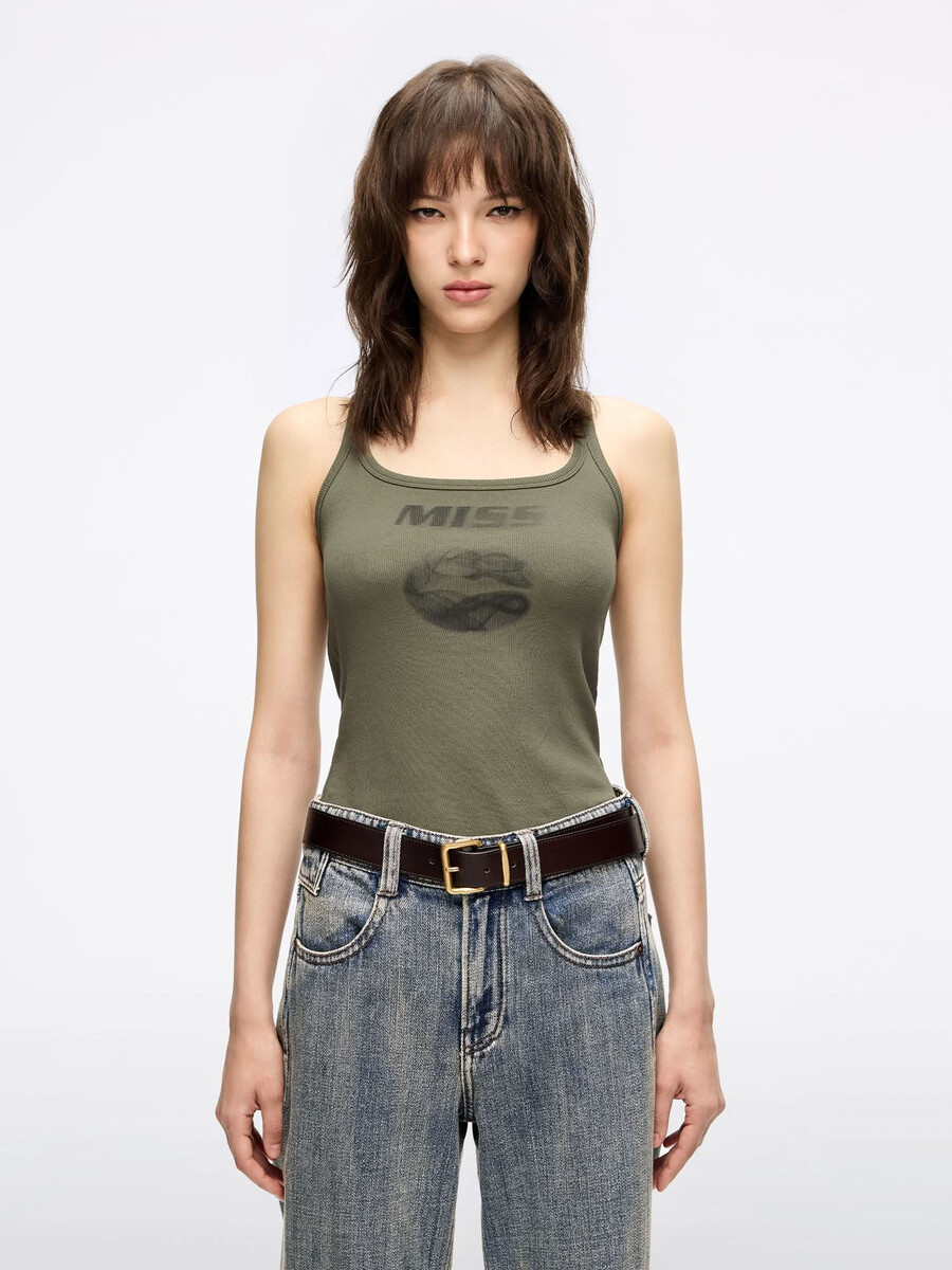 Ärmelloses t-shirt mit lippenprint