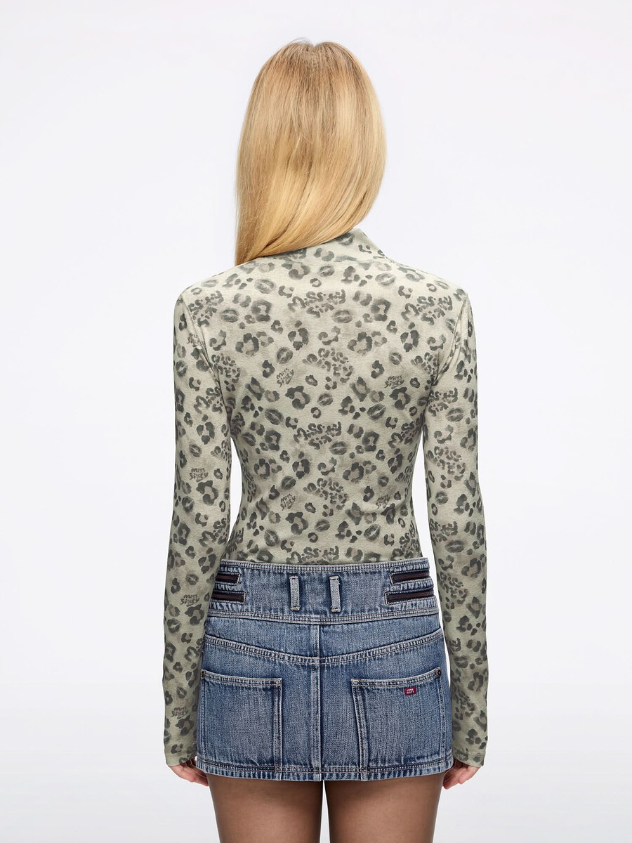 leopardenmuster-t-shirt